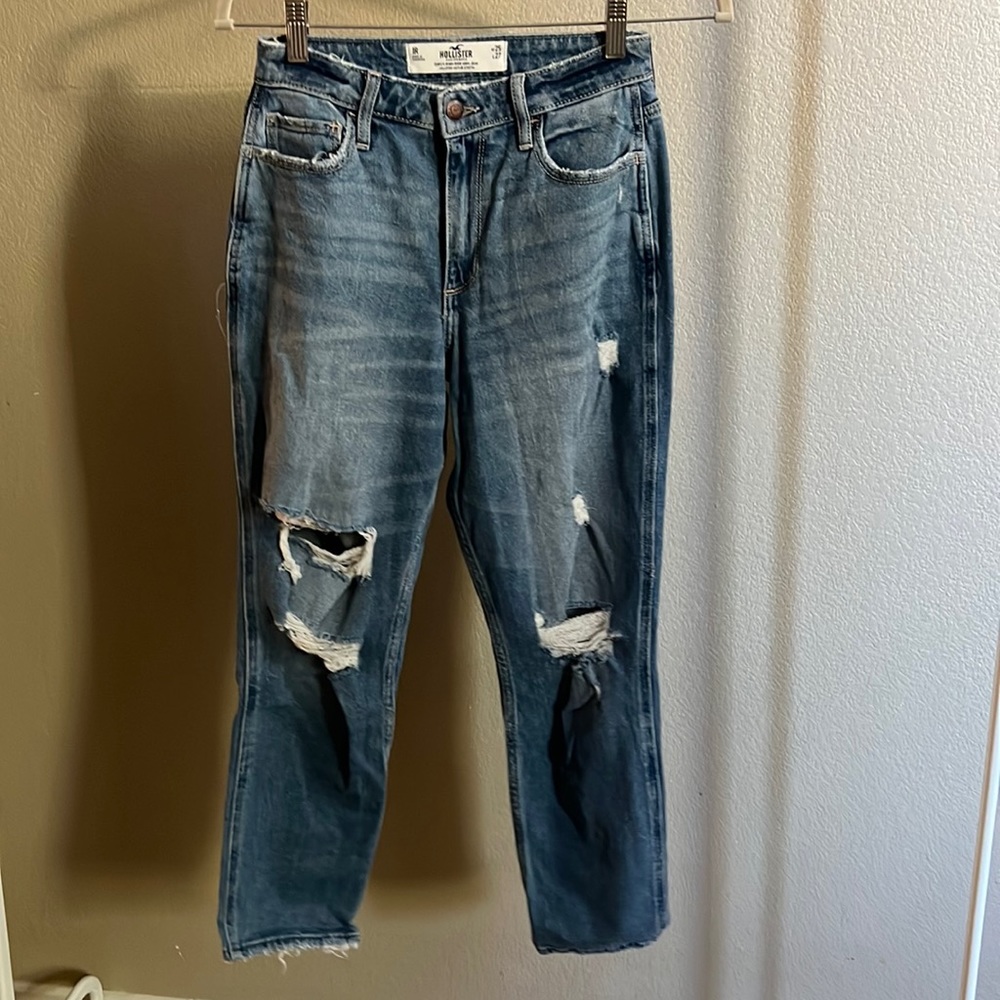 Hollister Curvy High Rise Mom Jean
